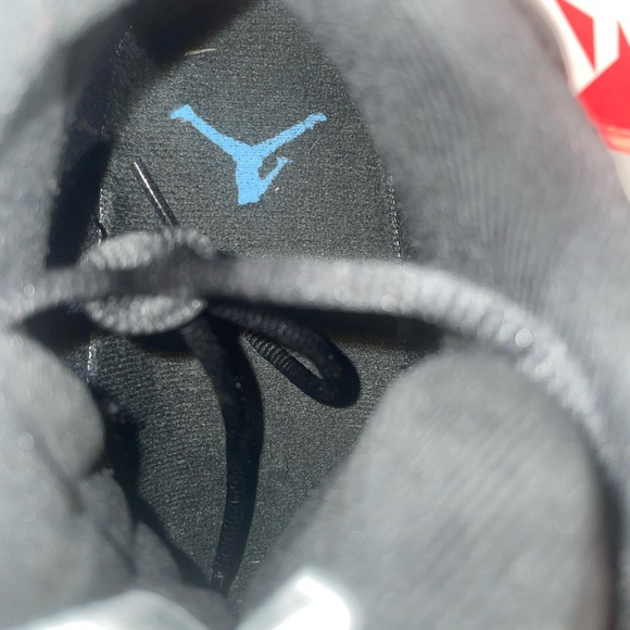 Jordan 13s”Blue University “ Size 10.5 main image 7